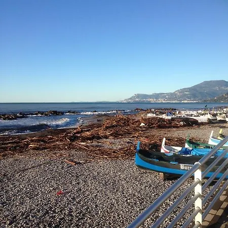 Torre Dei Gabbiani * Bordighera